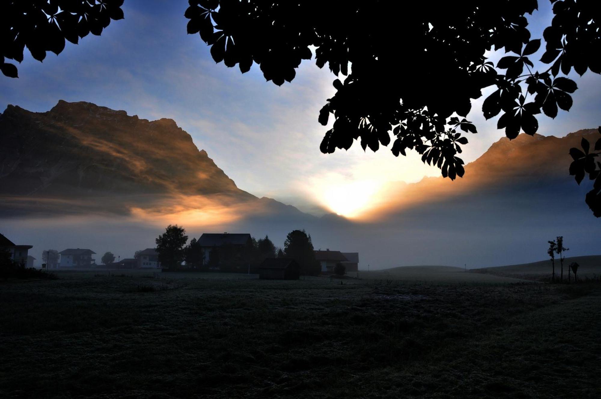 Haus Bergfrieden Hotel Lermoos Luaran gambar