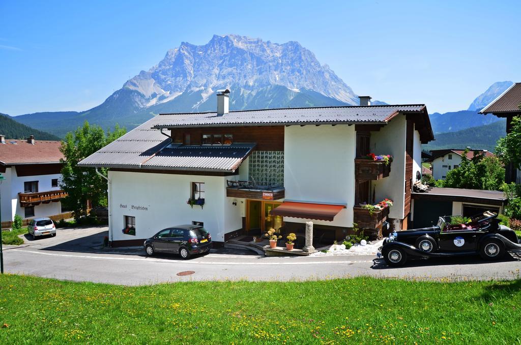 Haus Bergfrieden Hotel Lermoos Luaran gambar
