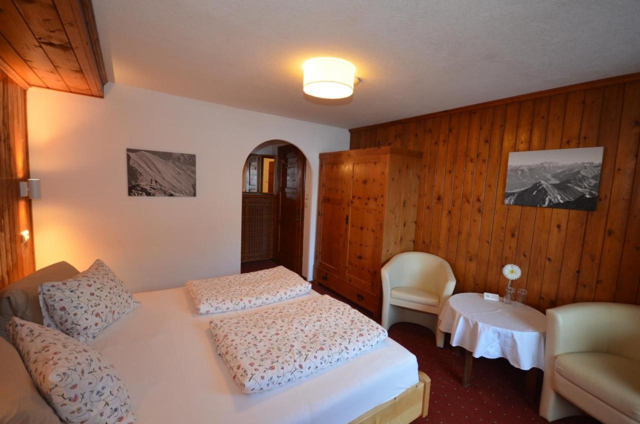Haus Bergfrieden Hotel Lermoos Luaran gambar
